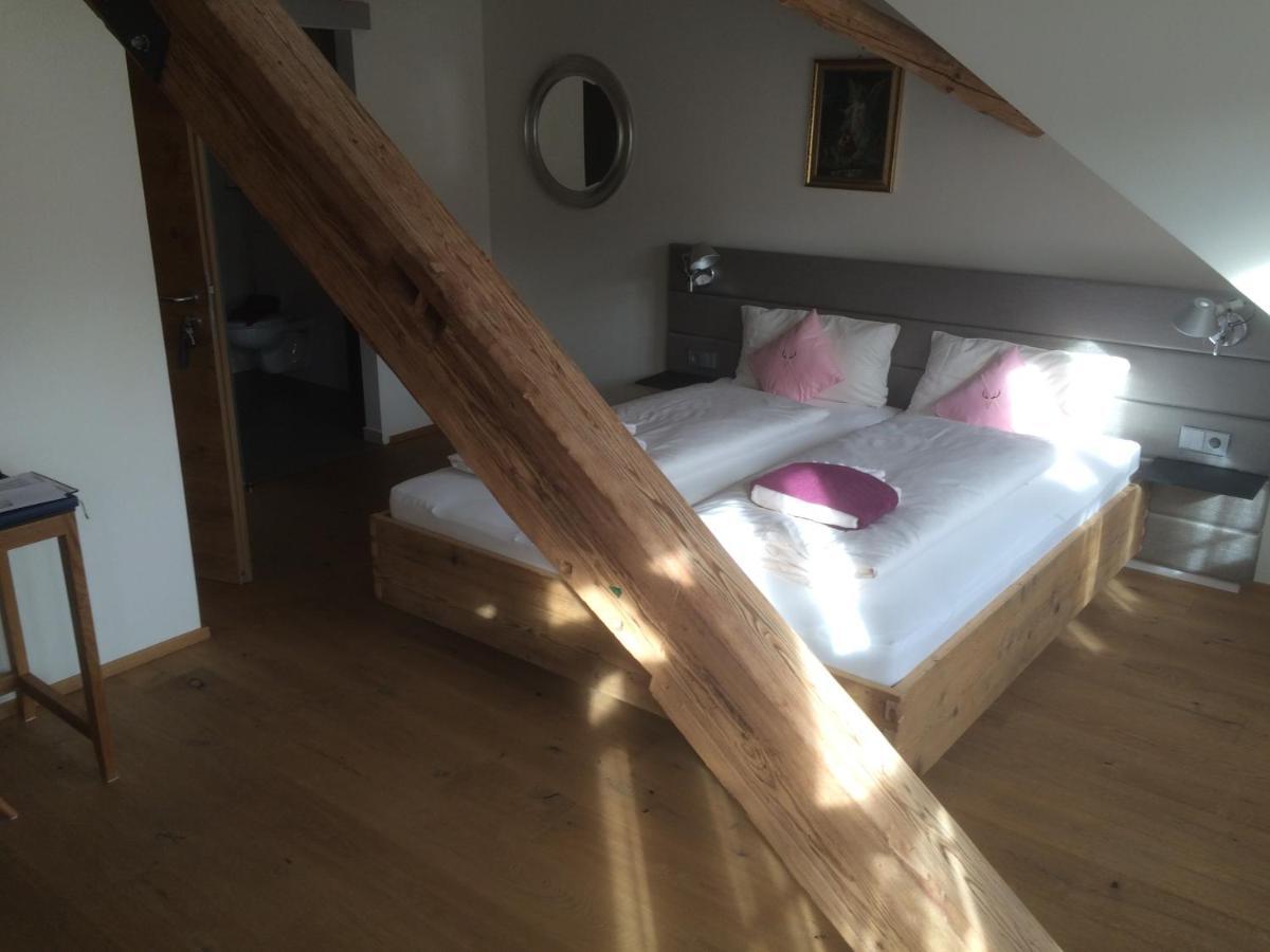 Hotel Zum Hirschen - & Beim Stoeckeler 3*